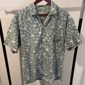 Vintage LL Bean Shirt Mens L Made in Hong Kong Green Floral Button Up